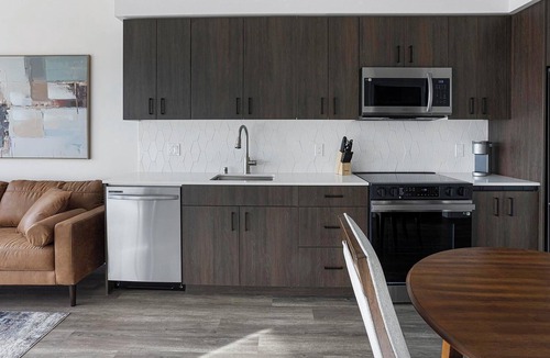 Crown Hill Apartment | Landing | Spectacular 1BD, Gym