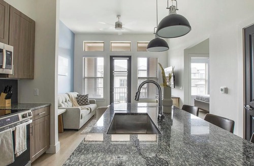 Melissa Apartment | Landing | Spectacular 2BD, Clubhouse