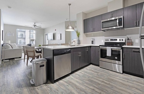 Washington Park West Apartment | Landing | Spectacular 2BD, Gym, Clubhouse