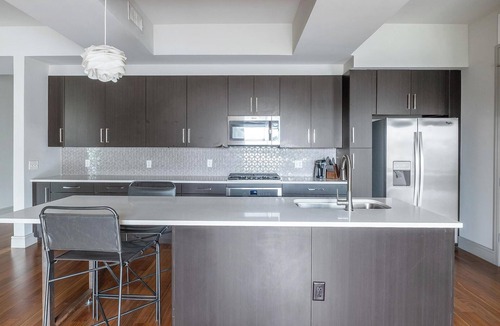 Houston Apartment | Landing | Spectacular 2BD, Pool, Gym
