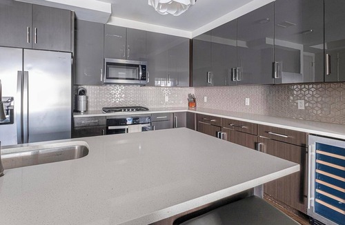 Houston Apartment | Landing | Spectacular 2BD, Pool, Gym