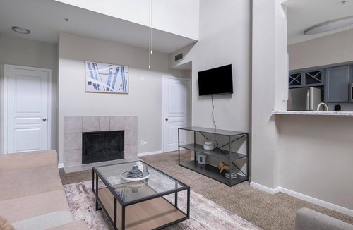 Briarforest Apartment | Landing | Spectacular 2BD, Gym, Pool