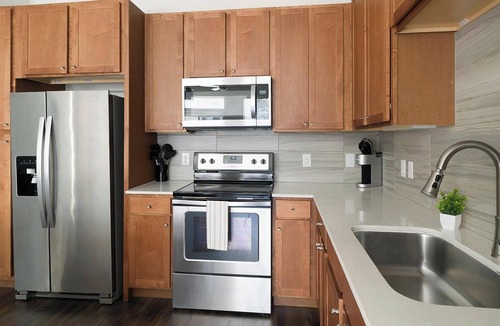 Central Business District Apartment | Landing | Spectacular 2BD, Gym, Courtyard