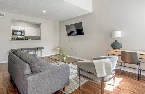 Cordova Apartment | Landing | Spectacular 2BD, Game Room, Clubhouse