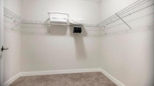 Vernon Apartment | Landing Spectacular 2BD Yoga Studio Game Room