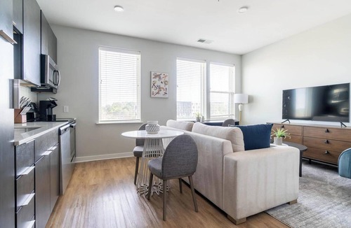 Downtown Apartment | Landing | Spectacular Studio, Courtyard, Pool