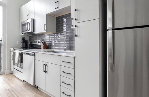 Downtown Apartment | Landing | Spectacular Studio, Courtyard, Pool