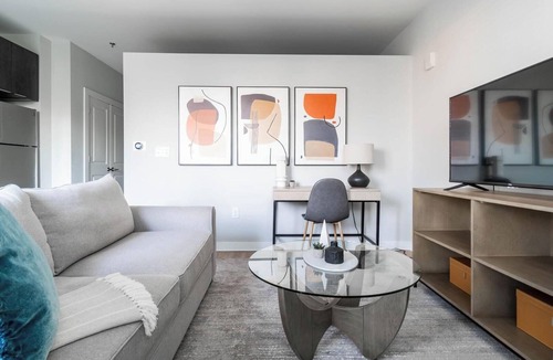 Downtown Apartment | Landing | Spectacular Studio, Courtyard, Pool