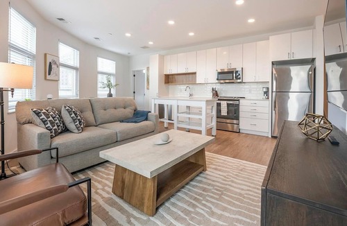 Old Town West Apartment | Landing | Spectacular 2BD, Clubhouse, Gym