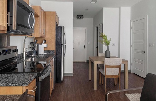 Five Points South Apartment | Landing | Spectacular Studio, Pool, Yoga Studio