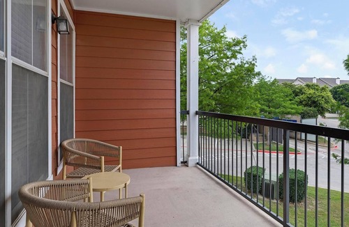 Fossil Creek Apartment | Landing | Spectacular 2BD, Pool, Gym