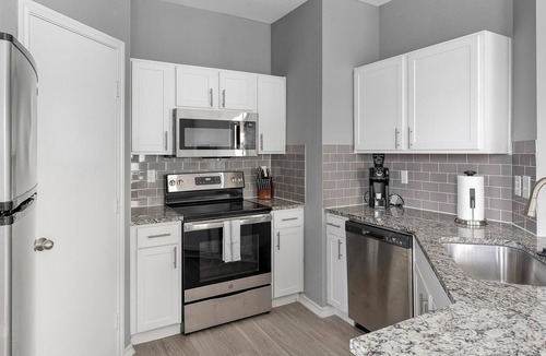 Fossil Creek Apartment | Landing | Spectacular 1BD, Gym, Pool