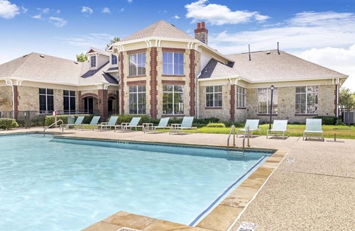 Fossil Creek Apartment | Landing | Spectacular 1BD, Gym, Pool