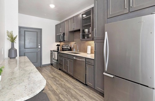 Fort Worth Cultural District Apartment | Landing | Spectacular Studio, Game Room, Gym