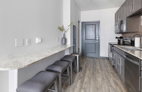 Fort Worth Cultural District Apartment | Landing | Spectacular Studio, Game Room, Gym