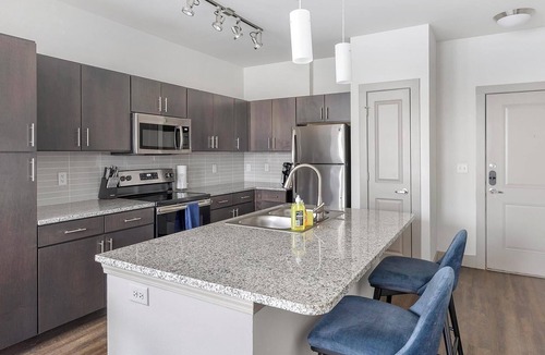 Haltom City Apartment | Landing | Spectacular 1BD, Gym, Pool