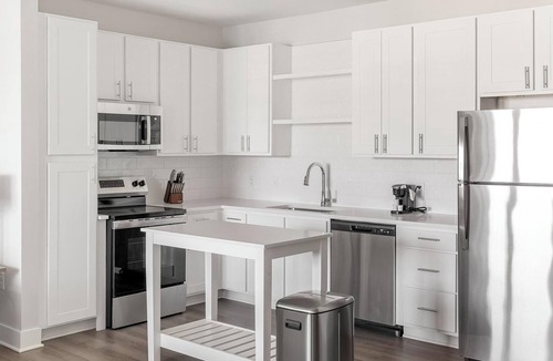 Belle Mina Apartment | Landing | Spectacular 1BD, Yoga Studio, Gym
