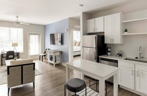 Belle Mina Apartment | Landing | Spectacular 1BD, Pool, Clubhouse