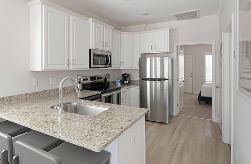 Huntsville Apartment | Landing | Spectacular 2BD, Gym, Pool