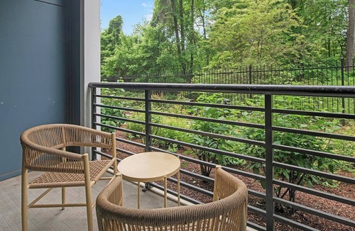 Chillum Apartment | Landing | Spectacular 1BD, Courtyard, Pool