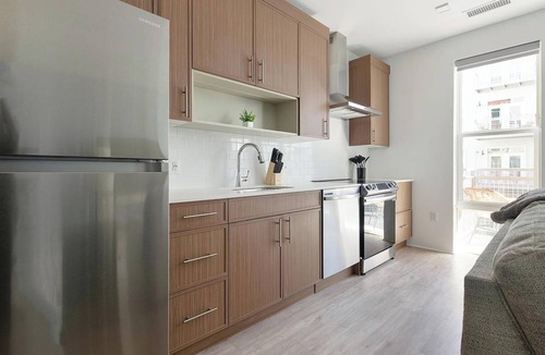 Hyattsville Apartment | Landing | Spectacular 1BD, Pool, Gym