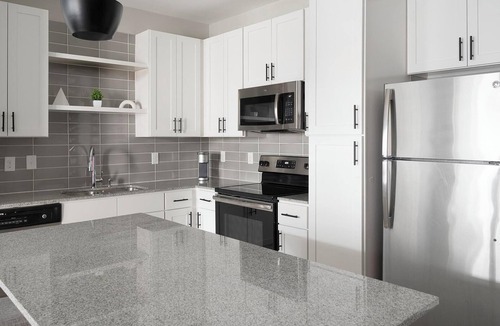 Rock Creek Apartment | Landing | Spectacular 2BD, Gym, Courtyard