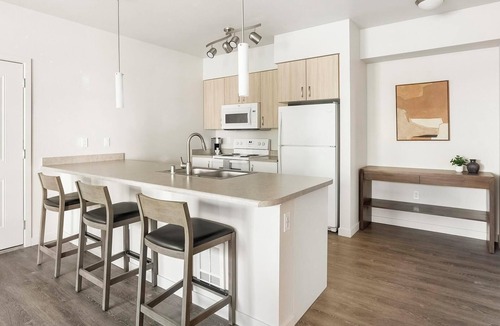 Smokey Point Apartment | Landing | Spectacular 1BD, Gym, Pool