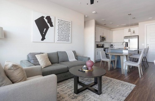 Wetmore Apartment | Landing | Spectacular 2BD, Pool, Clubhouse
