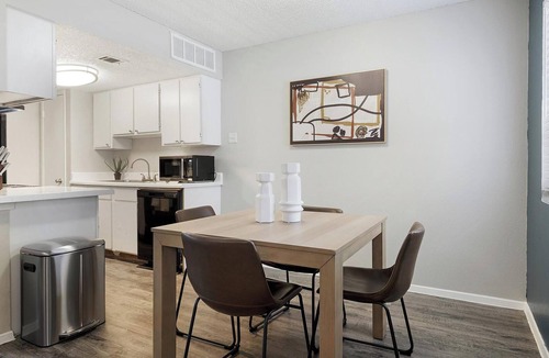 Southside Apartment | Landing | Spectacular 1BD, Pool, Clubhouse