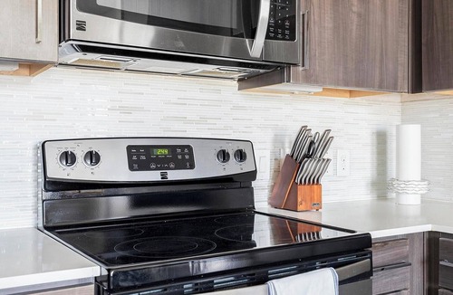 Forest Crest Apartment | Landing | Spectacular 1BD, Pool, Rooftop Lounge