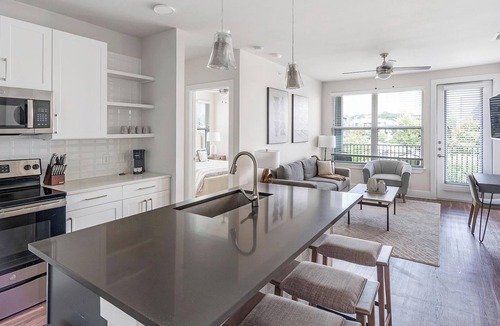 Wetmore Apartment | Landing | Spectacular 2BD, Yoga Studio, Gym
