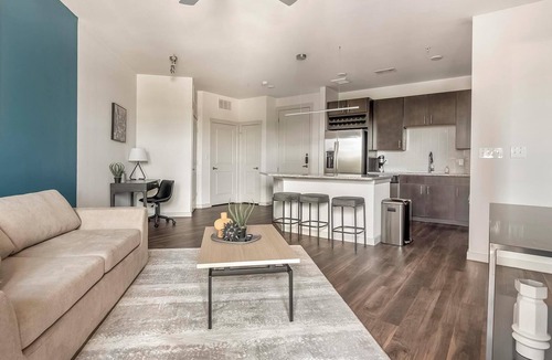 Wetmore Apartment | Landing | Spectacular 1BD, Courtyard, Pool