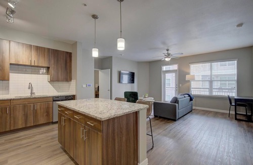 Terrell Heights Apartment | Landing | Spectacular 2BD, Courtyard, Pool