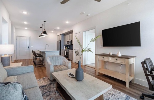 San Marcos Apartment | Landing | Spectacular 2BD in La Cima
