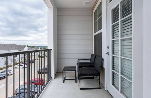 San Marcos Apartment | Landing | Spectacular 2BD in La Cima