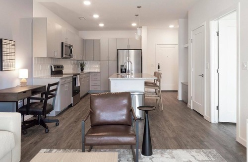Northgate Apartment | Landing | Stunning 1BD, Pool, Gym