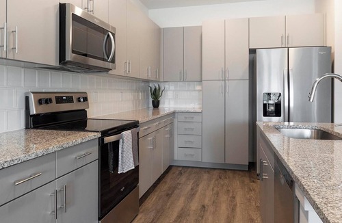 Northgate Apartment | Landing | Stunning 1BD, Pool, Gym