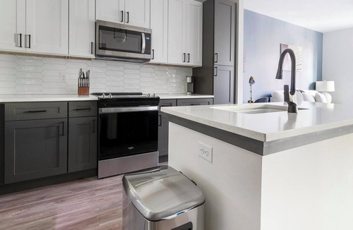 Southbank Apartment | Landing | Stunning 1BD, Yoga Studio, Gym