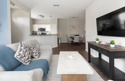 Murfreesboro Apartment | Landing | Stunning 1BD, Gym, Clubhouse
