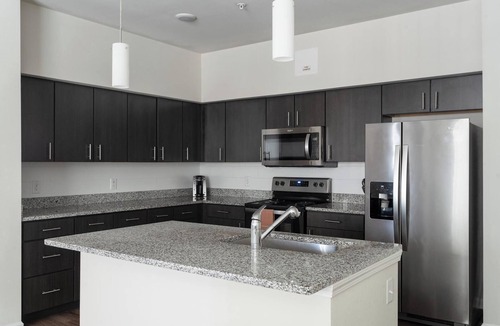 Pflugerville Apartment | Landing | Stunning 1BD, Pool, Clubhouse