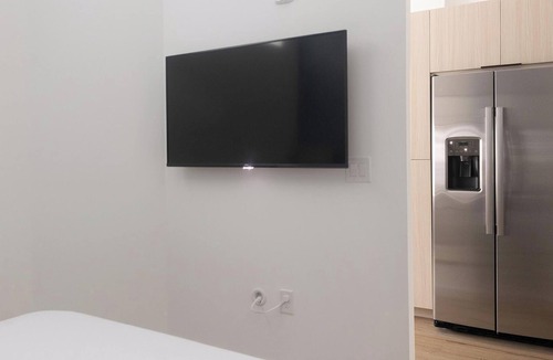 Chapel Hill Apartment | Landing | Stunning 1BD, Game Room, Gym