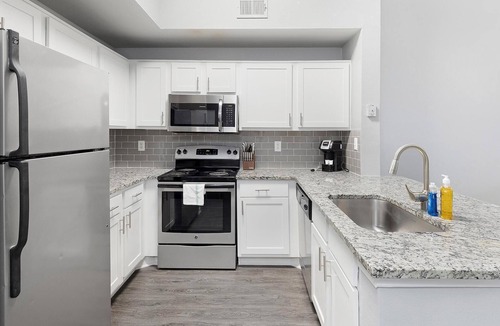 Fossil Creek Apartment | Landing | Stunning 1BD, Pool, Clubhouse