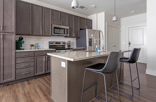 Stone Oak Apartment | Landing | Stunning 1BD, Clubhouse, Pool