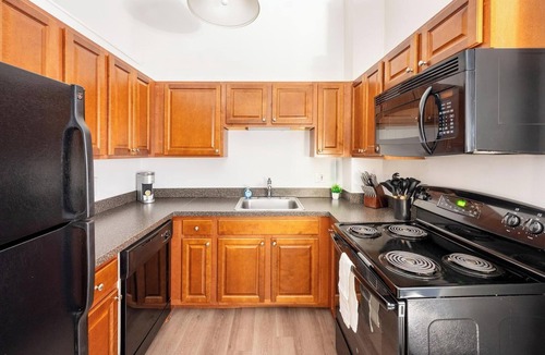 Metro Center Apartment | Landing | Stunning 1BD, Courtyard