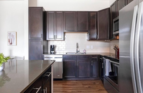 Klein Apartment | Landing | Stunning 1BD, Clubhouse, Gym