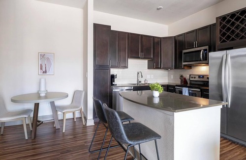 Klein Apartment | Landing | Stunning 1BD, Clubhouse, Gym