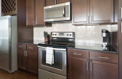 Klein Apartment | Landing | Stunning 1BD, Clubhouse, Gym
