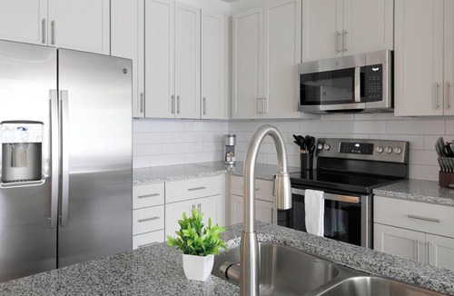 East Raleigh Apartment | Landing | Stunning 1BD, Clubhouse, Yoga Studio