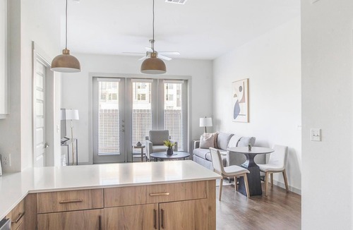 Austin Apartment | Landing | Stunning 1BD, Clubhouse, Gym