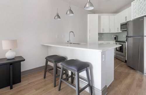 Rural Estates Apartment | Landing | Stunning 1BD, Clubhouse, Courtyard